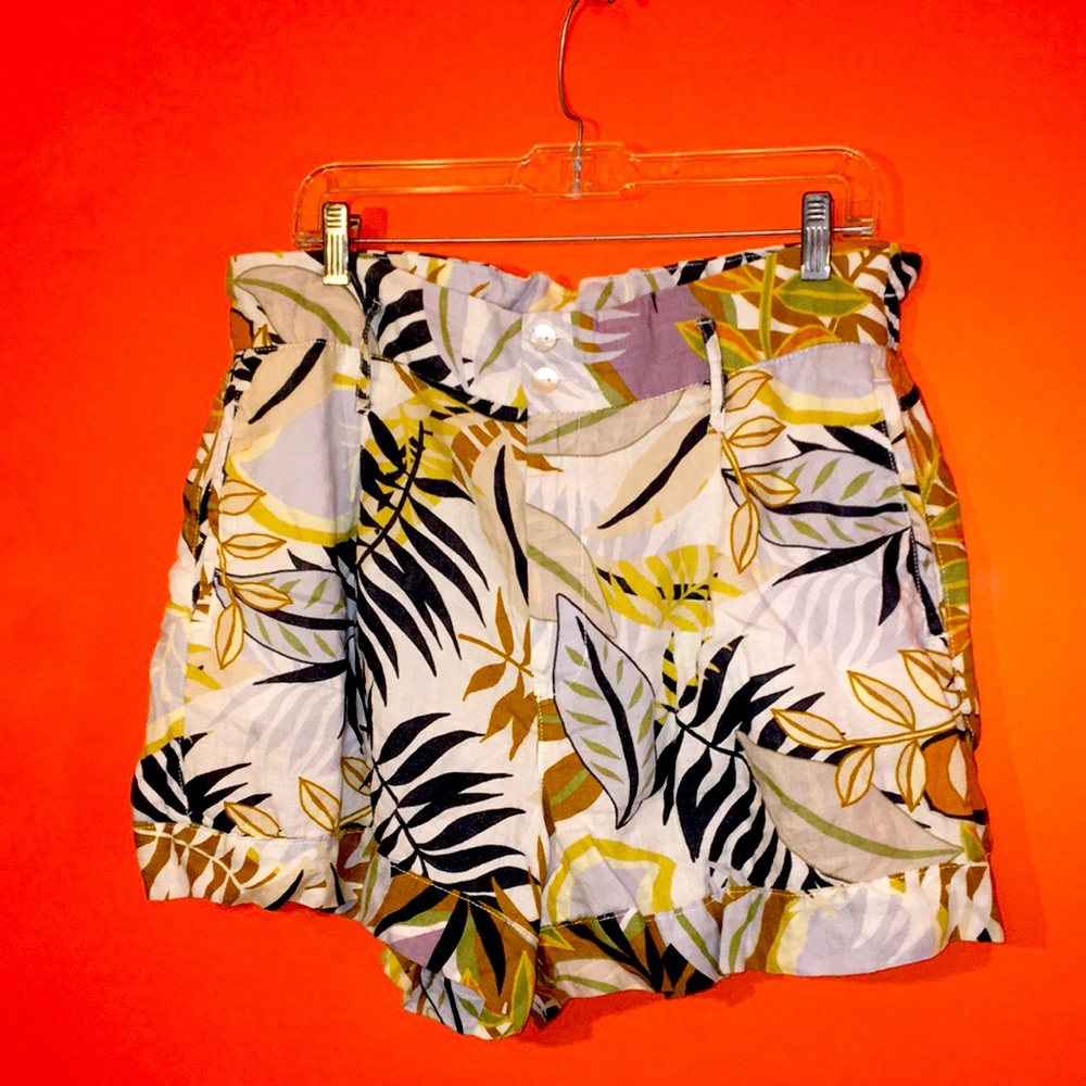 100% Linen Tropical Leaf Print Women's Shorts Size XL 12/14 With Belt Resortwear